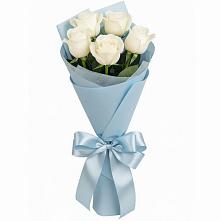 Букет 5 Белых роз Проуд в поселке Медико-Инструментального завода