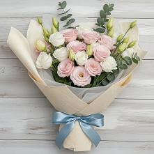 Букет цветов из:  Лизиантусы #REPLACE_PRED# поселке Медико-Инструментального завода