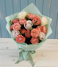 Букет цветов из:  Розы в поселке Медико-Инструментального завода
