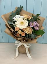 Букет цветов из:  Герберы и Хризантемы в поселке Медико-Инструментального завода