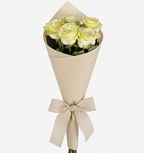 Букет цветов из:  Розы в поселке Медико-Инструментального завода