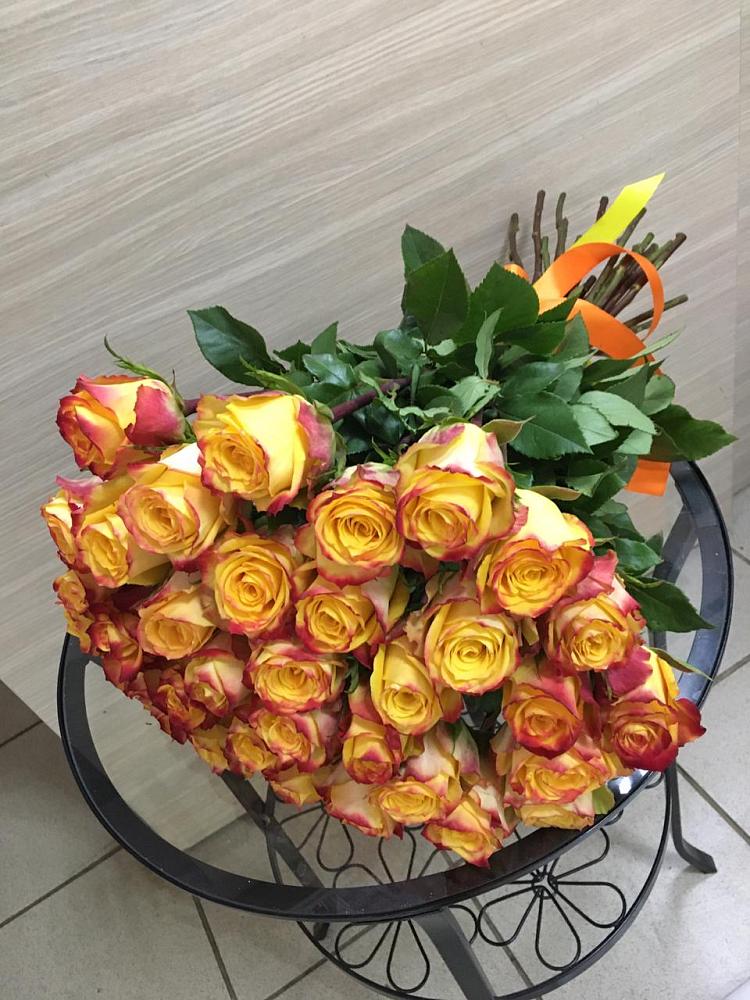 Букет Желтые розы в поселке Медико-Инструментального завода