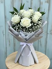 Букет цветов из:  Розы в поселке Медико-Инструментального завода