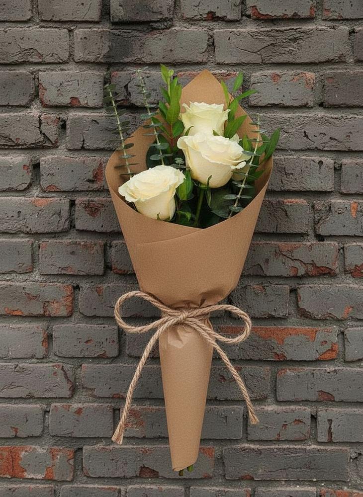 Букет цветов из: Розы в поселке Медико-Инструментального завода