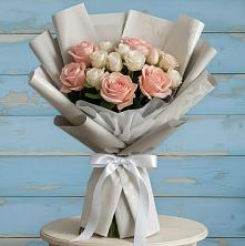 Букет цветов из:  Розы в поселке Медико-Инструментального завода
