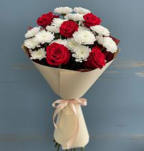 Букет цветов из:  Розы и Хризантемы в поселке Медико-Инструментального завода