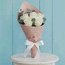 Букет цветов из:  Розы в поселке Медико-Инструментального завода
