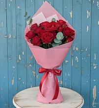 Букет цветов из:  Розы в поселке Медико-Инструментального завода