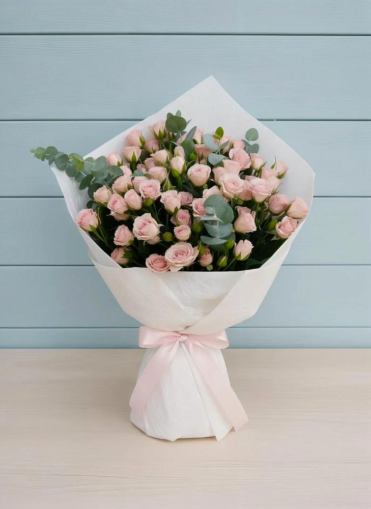 Букет цветов из: Розы в поселке Медико-Инструментального завода