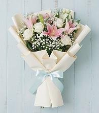 Букет цветов из:  Лилии в поселке Медико-Инструментального завода