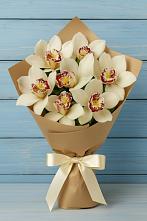 Букет цветов из:  Орхидеи и Розы в поселке Медико-Инструментального завода